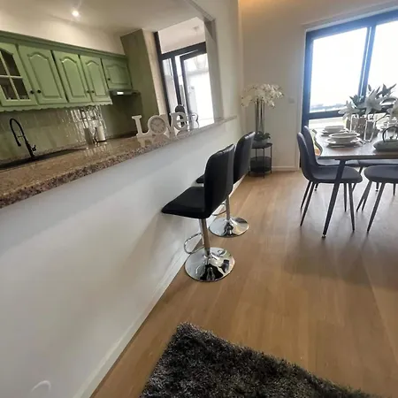 Διαμέρισμα Charming With Sea View In Chafe, 92 M² Amorosa